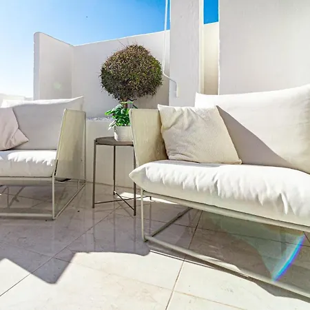 Floor Spacious With Sea Views In Costalita Apartment