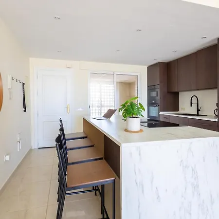Floor Spacious With Sea Views In Costalita Apartment Estepona