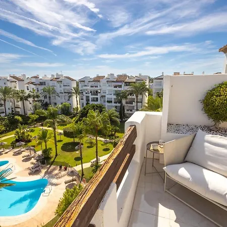 Floor Spacious With Sea Views In Costalita *