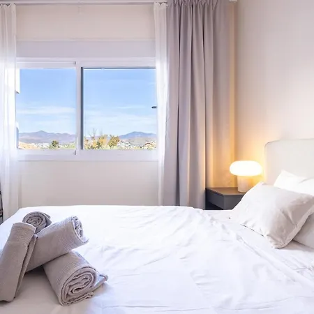 Floor Spacious With Sea Views In Costalita Lejlighed Estepona