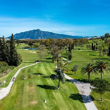Floor Spacious With Sea Views In Costalita Apartment Estepona