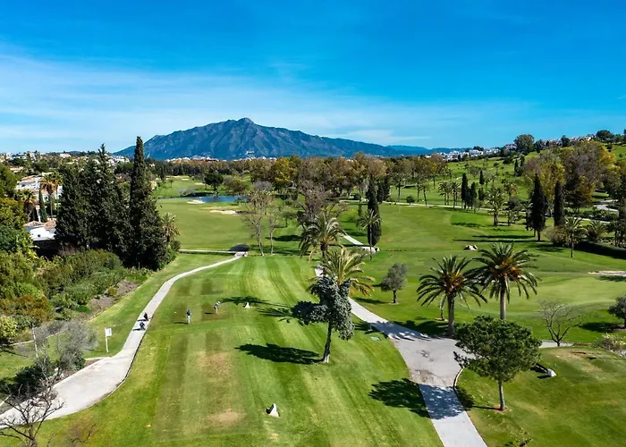Floor Spacious With Sea Views In Costalita Apartment Estepona