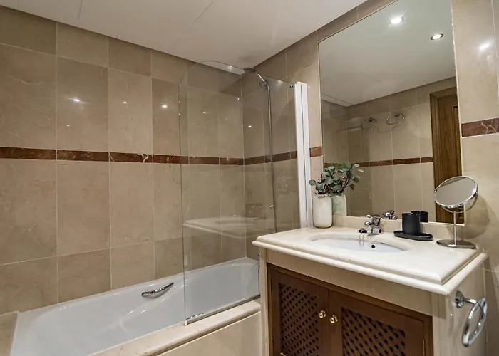 Floor Spacious With Sea Views In Costalita *