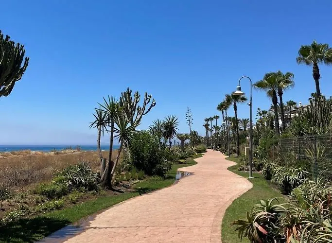 Floor Spacious With Sea Views In Costalita *