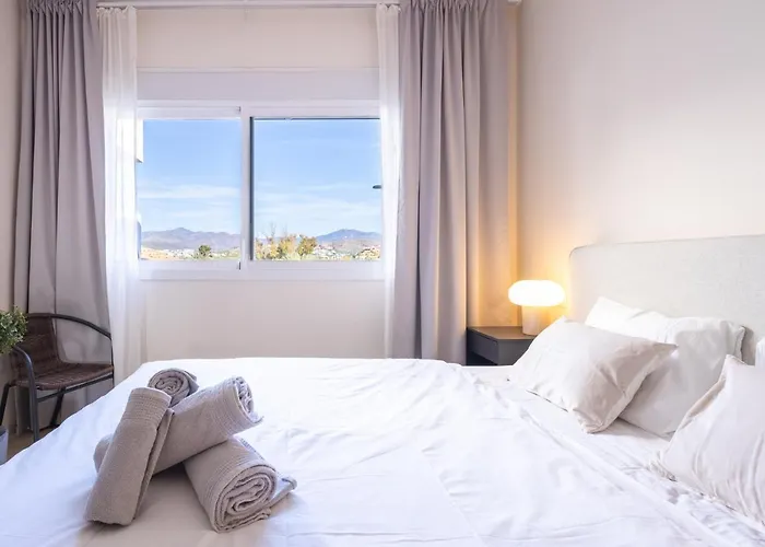 Floor Spacious With Sea Views In Costalita 아파트 에스테포나